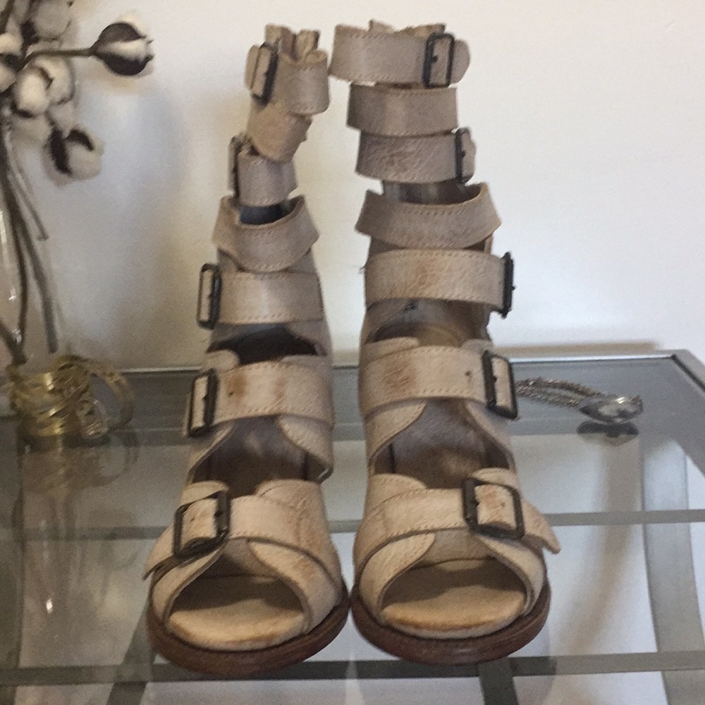 NWT Freebird Bond Gladiator Sandal